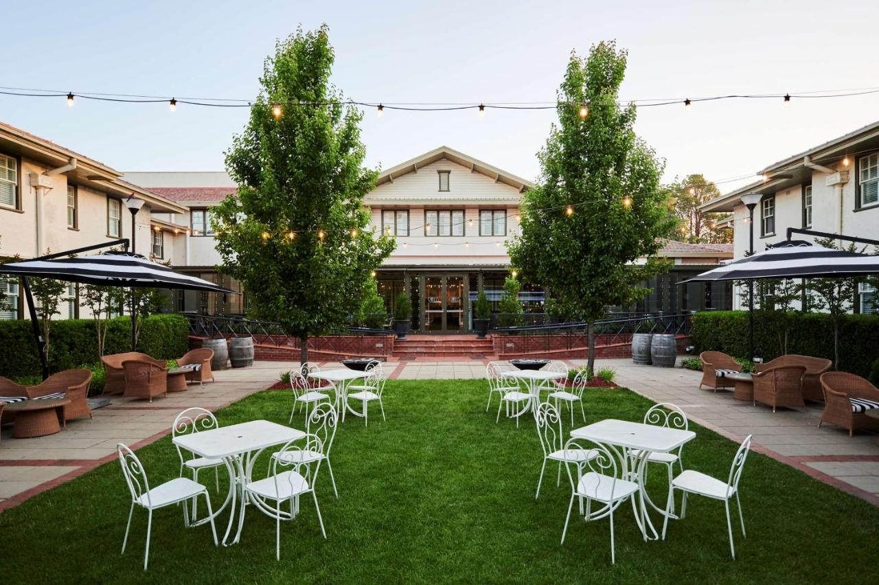 Hotel Kurrajong Canberra Esterno foto