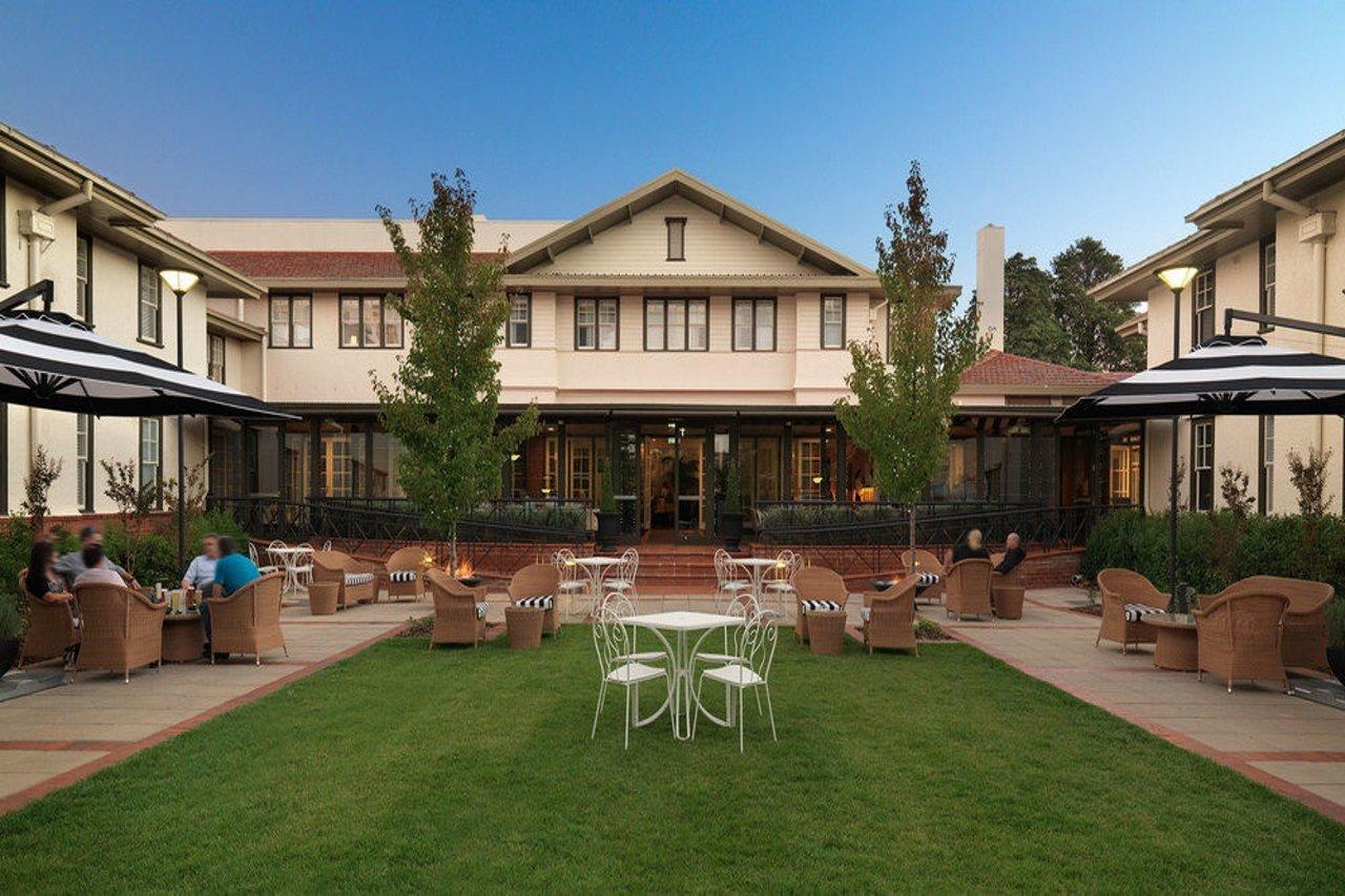 Hotel Kurrajong Canberra Esterno foto